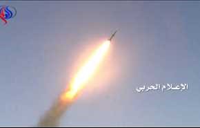محرقة صاروخية لتجمعات الجيش السعودي ومرتزقته في منفذ الخضراء بنجران