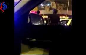 بالفيديو.. تصادم وتلاسن بين الشرطة السعودية و 5 فتيات في الرياض