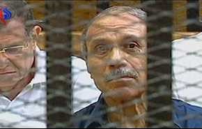 أنباء عن هروب وزير داخلية مبارك من حكم يوجب سجنه