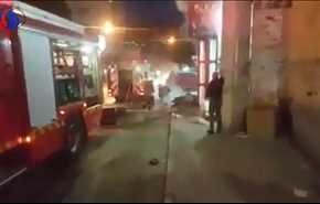 فيديو صادم.. انفجار أسطوانة غاز يقذف بـ7 رجال إطفاء في الهواء!