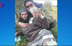 داعشي و3 من مساعديه يسرقون بيت مال الخليفة ويلوذون بالفرار