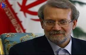 لاريجاني يهنئ روحاني ويدعو لوضع مطالب الشعب على رأس الاولويات
