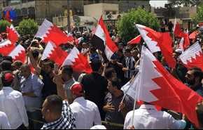 صور.. العراقيون يتظاهرون امام الممثليات البحرينية في بغداد والنجف