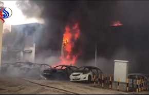 بالفيديو.. اندلاع حريق ضخم في الكويت، وكلام عن اصابات؟