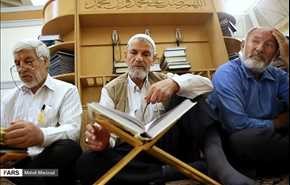 بالصور.. تلاوة القرآن في ليالي رمضان عند مرقد السيدة المعصومة (س) في قم