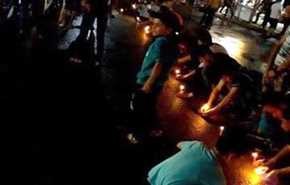 بالصور.. اهالي الموصل ينظمون وقفة حداد على ضحايا تفجيرات بغداد