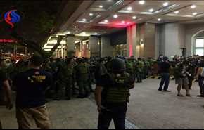 فیلم لحظه ورود تروریست ها به هتلی در فیلیپین