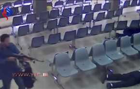 شاهد .. أول فيديو للحظة دخول العناصر الارهابية الى البرلمان الايراني وإطلاقها النار