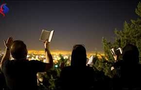 بالفيديو والصور.. الشعب الإيراني يحيي أولى ليالي القدر المباركة