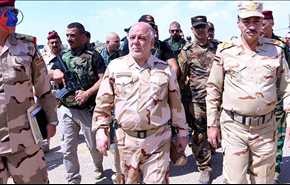 العبادي يزور قيادة العمليات المشتركة ويطلع على مجريات معركة الموصل
