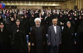 روحاني: الحكومة ملتزمة بحقوق المواطنة وتكافؤ الفرص للجنسين