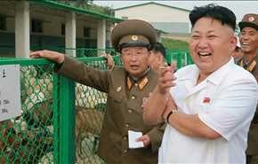 فيديو| زعيم كوريا الشمالية فَعَلَ ما لا يمكن أن يفعله أحد قرب صاروخ باليستي!!