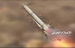 انصارالله والجيش يطلقان صاروخين على تجمع للجيش السعودي في عسير
