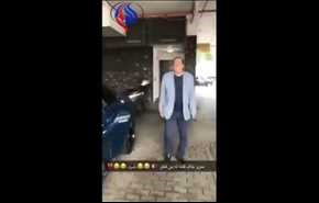 بالفيديو.. شاهد رد فعل داعية مصري شهير بعد مصافحة قطري له!