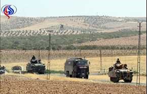 تركيا تعزز قواتها على الحدود السورية