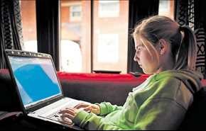 أكثر من نصف المراهقات يتعرضن للتحرش عبر مواقع التواصل الاجتماعي