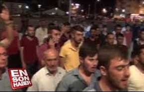 فيديو : مقتل لاجئ سوري وإجلاء آخرين من مدينة تركية بسبب 