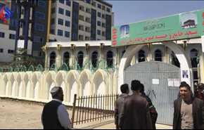إرتفاع حصيلة الاعتداء على مسجد في كابول والأفغان يشيعون الشهداء