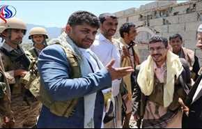 رئيس اللجنة الثورية اليمنية العليا يزور المقاتلين بجبهة نهم