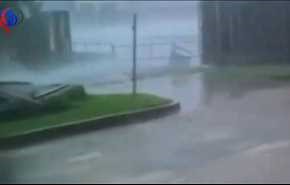 بعد أسوأ إعصار.. ترامب يتفقد الأضرار