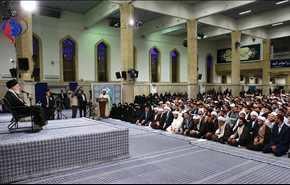 قائد الثورة الاسلامیة یستقبل طلبة الحوزات العلمیة فی محافظة طهران