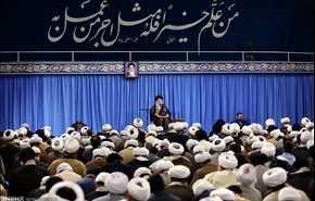 قائد الثورة الاسلامية يلقي اول محاضرة في البحث الخارج الفقهي في العام الدراسي الجديد