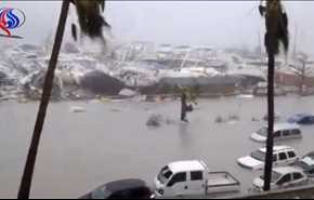 بالفيديو والصور..إعصار
