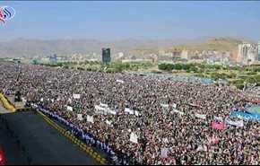 بالفيديو: مسيرة جماهيرية كبيرة في صنعاء إحياء للذكرى الثالثة لثورة 21 سبتمبر