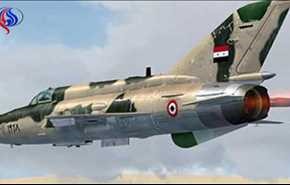 طائرة حربية سورية تنجو من صاروخ إسرائيلي فوق القنيطرة