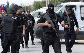 الكشف عن خلية إرهابية بحوزتها ملابس عسكرية في تونس