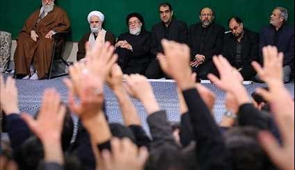 بالصور.. مراسم عزاء لمناسبة اربعينية الامام الحسين (ع) بحضور قائد الثورة الاسلامية