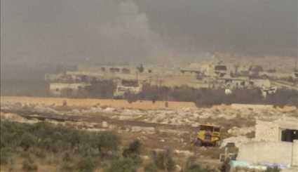 بالصور ..لحظة استهداف الجيش السوري للإرهابيين في ريف حلب الجنوبي