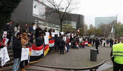 بالصور ...احتجاج العراقيين في ألمانيا على عدم منحهم اللجوء أسوة بغيرهم
