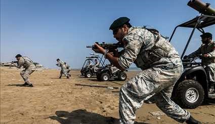 تمرینات آبی - خاکی تیپ تکاوران عملیات ویژه ارتش