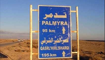 Syrian Army Regroups for Counter-Offensive Arrive Near Palmyra