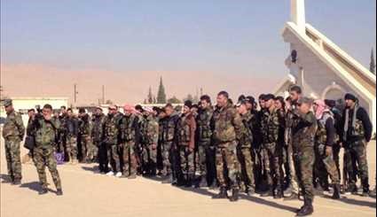 Syrian Army Regroups for Counter-Offensive Arrive Near Palmyra