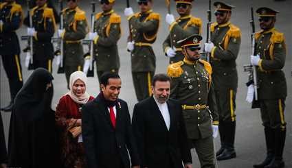 وصول الرئيس الاندونيسي الى طهران