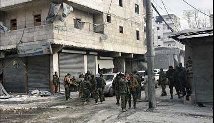 Syrian Government Forces Safely Evacuate Civilians from Danger Zone in Aleppo