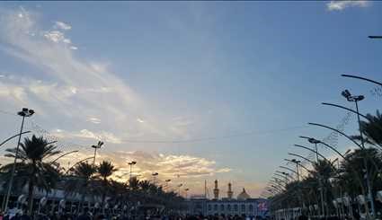 منظر الغروب فوق مرقد الإمام الحسين (ع) في كربلاء المقدسة