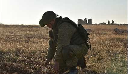 Russian Sappers Continue Demining Operations in Aleppo