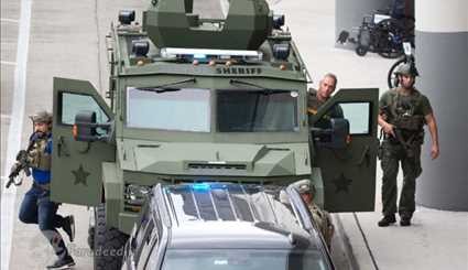لحظه حمله مسلحانه به فرودگاه فلوریدا +عکس