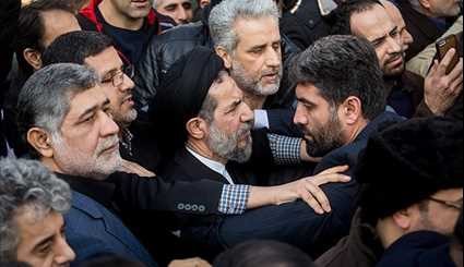 المسؤولون الايرانيون والضيوف الاجانب في تشييع جثمان آية الله رفسنجاني