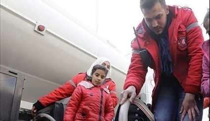 الهلال الأحمر العربي السوري توريد المياه إلى الشعب في دمشق