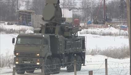 VIDEO,PICS: Russia Deployed S-400 Around Moscow Means a Sign of War?