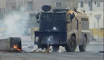 البحرينيين مواصلة مقاطعة احتجاجات واسعة ضد نظام آل خليفة
