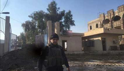 بالصور ..القوات العراقية من داخل جامعة الموصل بعد تحريرها أمس من دنس إرهابيي 