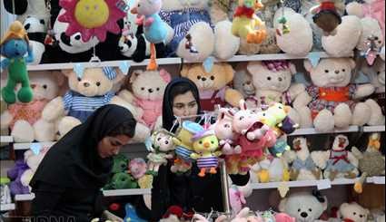 افتتاح الدورة السادسة لمعرض الدمى وألعاب الأطفال في ايران