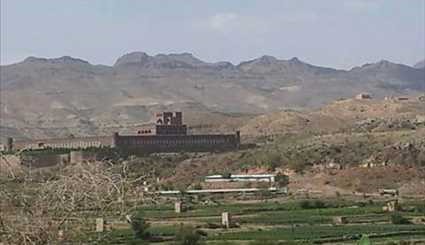 بالصور..قلعة الهداشي من قرية الغريرة محافظة البيضاء اليمنية