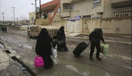 Iraqi Forces Securing Civilians out of Danger Zone