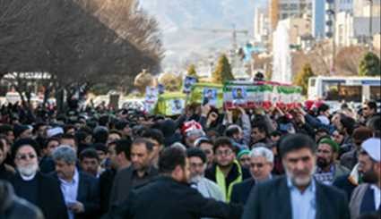 تشییع سه شهید مدافع حرم در مشهد +عکس